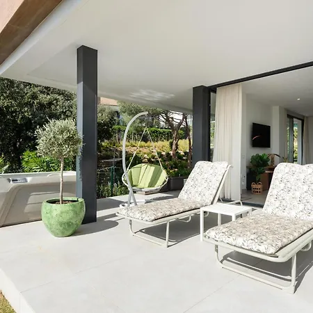 Apartmán Luxus-apartment Mit Meerblick & Spa, - Cabopino Golf *